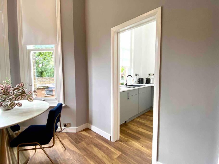 Stylish Studio For 3 Near Regents Park N4 لندن المظهر الخارجي الصورة